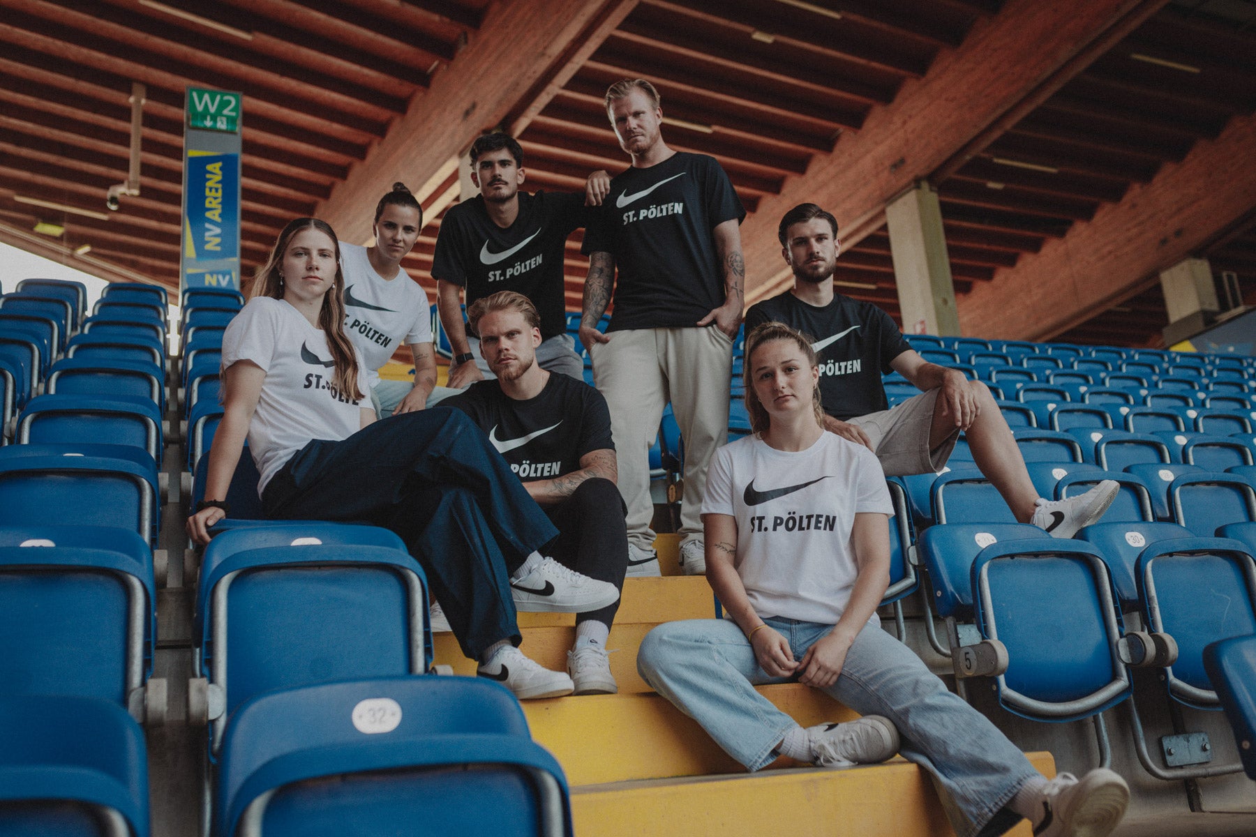 Nike SKN St. Pölten Swoosh T-Shirt Frauen